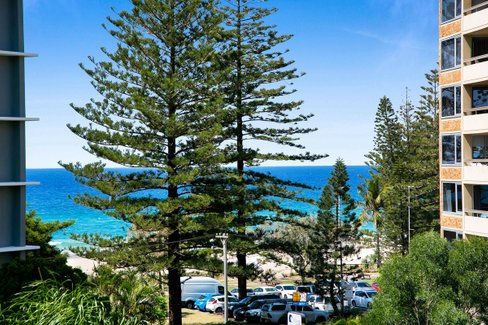 402/1855 Gold Coast Highway, BURLEIGH HEADS QLD 4220