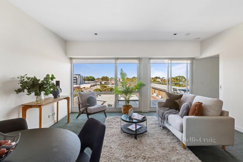 403 135 Inkerman Street St Kilda 3182