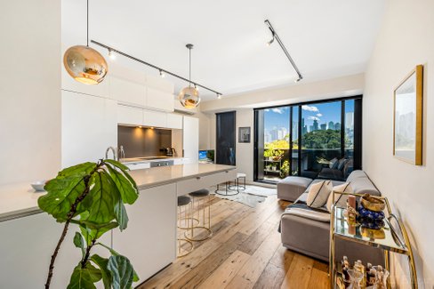 405 99 Palmerston Crescent South Melbourne 3205