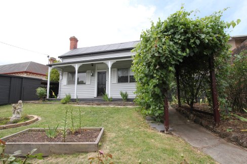 409 Grant Street, GOLDEN POINT VIC 3350