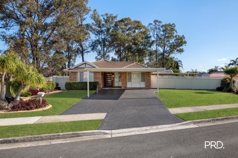 41 Andromeda Drive, CRANEBROOK NSW 2749