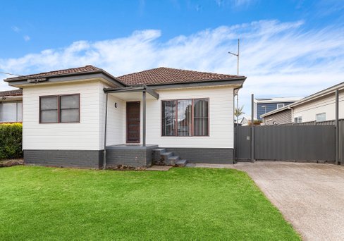 41 Anne Street, WARILLA NSW 2528