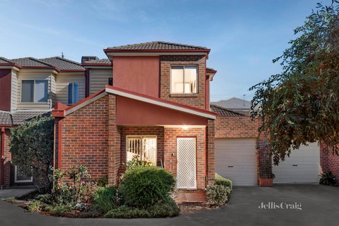 4 1 Basil Street Newport 3015