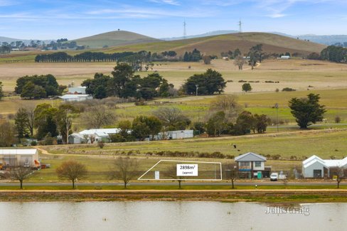 41 Foreshore Road Learmonth 3352