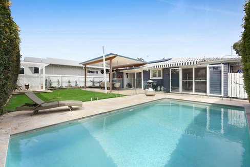 41 Fourteenth Avenue, Palm Beach QLD 4221
