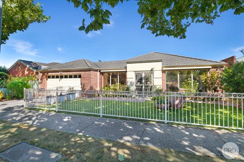 41 Lake Gardens Avenue, LAKE GARDENS VIC 3355