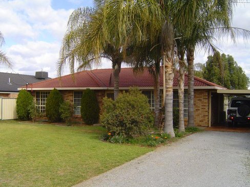 41 Ridge Street, ATTUNGA NSW 2345