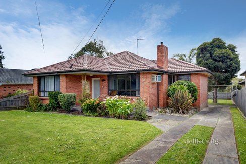 41 Rochdale Drive Burwood East 3151