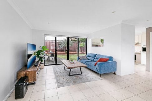 4/10 Highland Avenue ROSELANDS