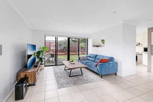 4/10 Highland Avenue, ROSELANDS NSW 2196
