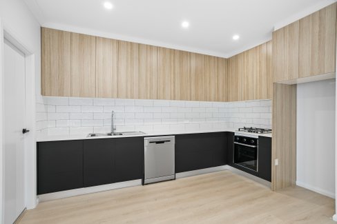 4/10 Taylor Rd, ALBION PARK NSW 2527