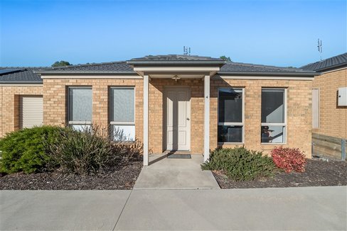 4/107 St Killian Street, WHITE HILLS VIC 3550