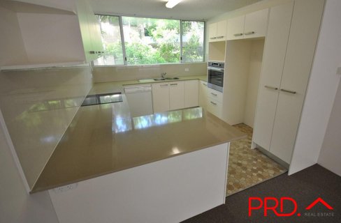 4/11 Lather Street, SOUTHPORT QLD 4215