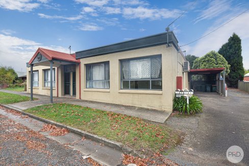 4/110 Park Street East, REDAN VIC 3350
