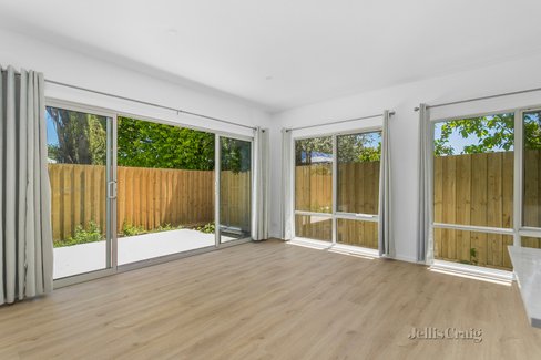 4/115 Park Crescent Williamstown North 3016