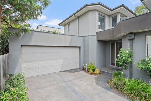 4/12 Beresford Road  Lilydale 3140