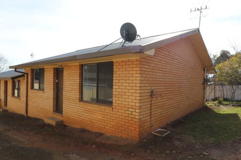 4/12 Gilbert Street, TUMBARUMBA NSW 2653