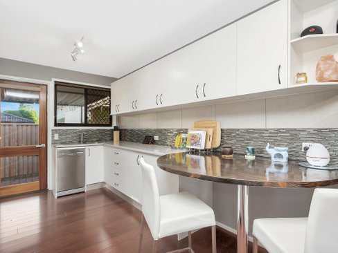 4/127 Sunshine Boulevard, MERMAID WATERS QLD 4218