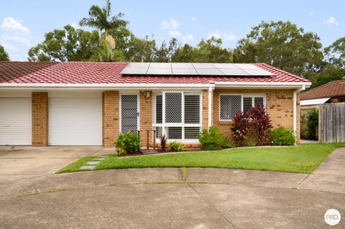 4/13 Stephanie Court, LABRADOR QLD 4215