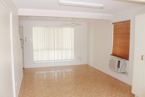 4/14 Beltana Drive, BOYNE ISLAND QLD 4680