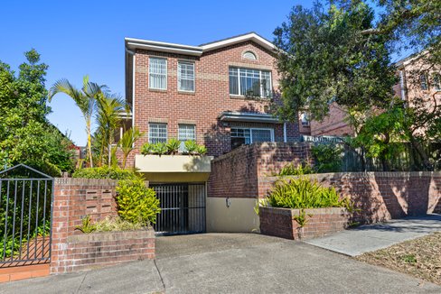 4/15 New Orleans Crescent, MAROUBRA NSW 2035