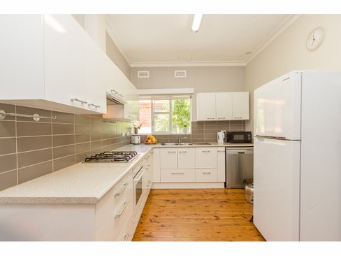 415 Olive Street, SOUTH ALBURY NSW 2640