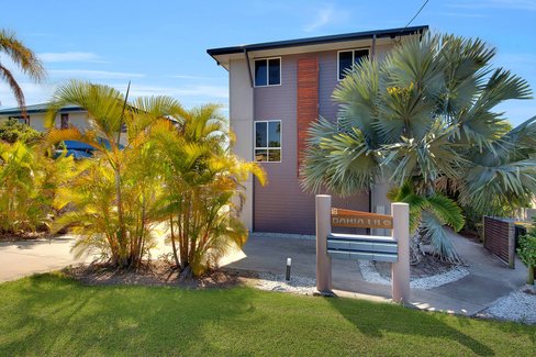 4/18 PACIFIC Avenue, TANNUM SANDS QLD 4680