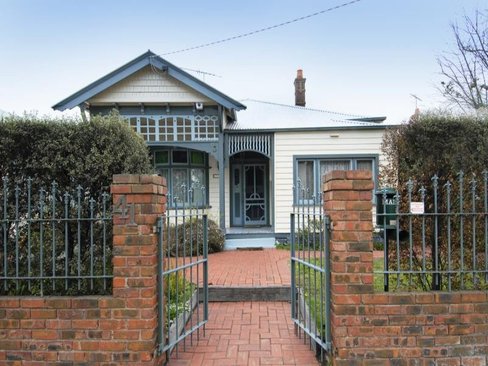 418 Ryrie Street East Geelong 3219