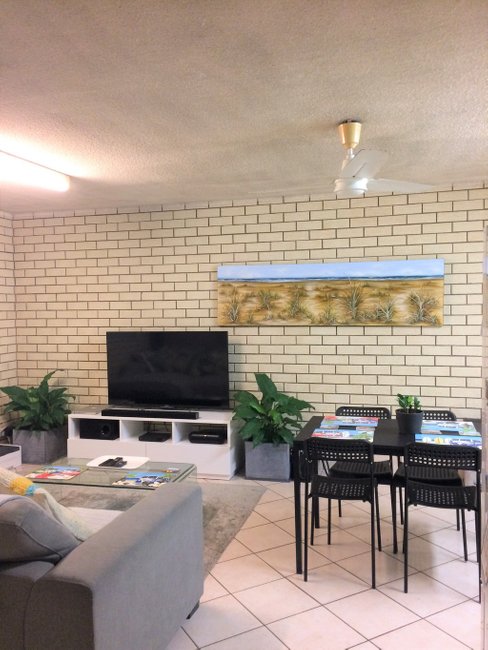 4/1875 Gold Coast Hwy, BURLEIGH HEADS QLD 4220