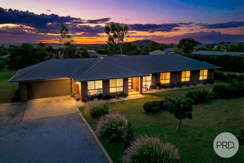 419 Forest Road, TAMWORTH NSW 2340