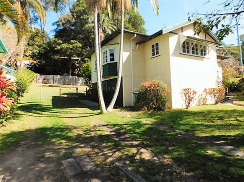 42-44 George Street East, BURLEIGH HEADS QLD 4220