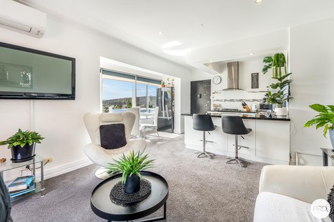 4/2 Auvergne Avenue, MOUNT STUART TAS 7000