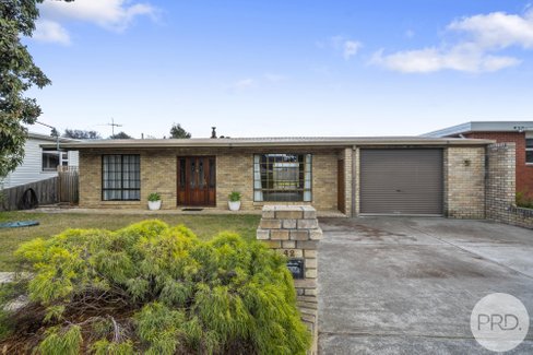 42 Bangalee Street, LAUDERDALE TAS 7021