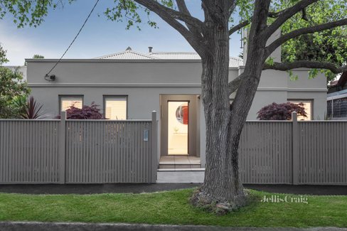 42 Closeburn Avenue Prahran 3181