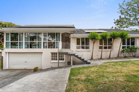 42 Cratloe Road Mount Waverley 3149