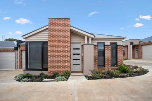 4/2 Eldridge Court, KANGAROO FLAT VIC 3555