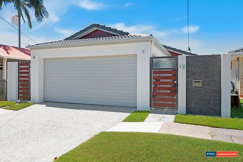 42 Fifteenth Avenue, PALM BEACH QLD 4221