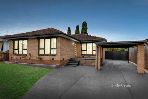 42 Gleeson Drive Bundoora 3083