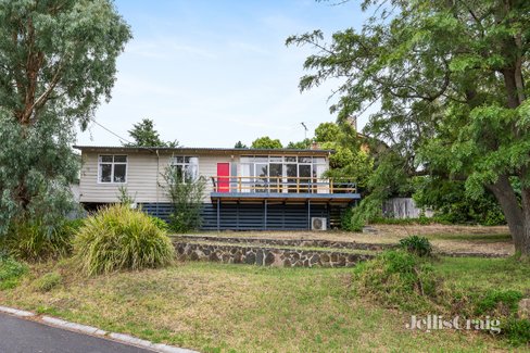 42 Henry Street Eltham 3095