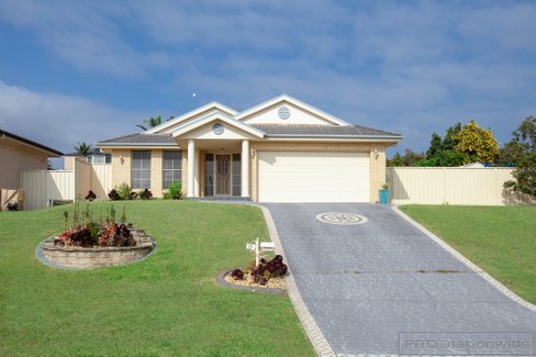 42 Lemonwood Circuit, THORNTON NSW 2322