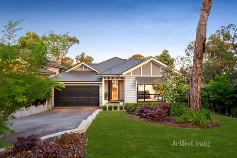 42 Liddesdale Grove Eltham North 3095