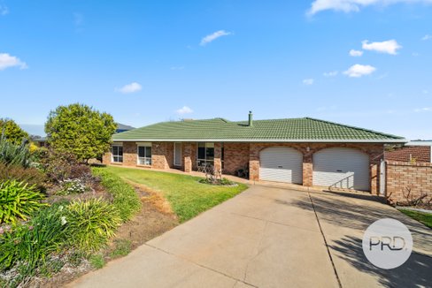 42 Missouri Avenue, TOLLAND NSW 2650