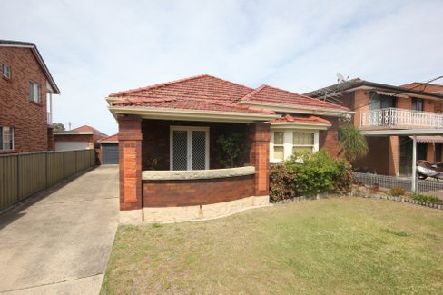 42 Pasadena Street, MONTEREY NSW 2217