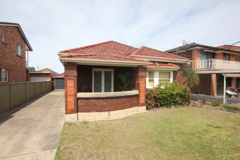 42 Pasadena Street, MONTEREY NSW 2217