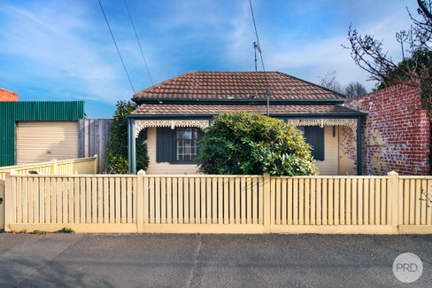 42 Peel Street South, GOLDEN POINT VIC 3350