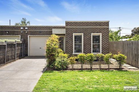 42 Sherbourne Terrace, Newtown