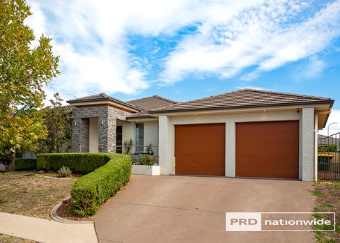 42 The Heights, TAMWORTH NSW 2340