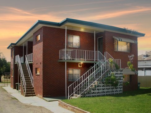 4/201 Lake Albert Road, KOORINGAL NSW 2650