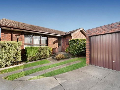 4 21 Simpsons Road Box Hill 3128