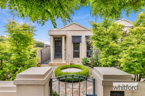 4/21 Stinton Avenue, Newtown